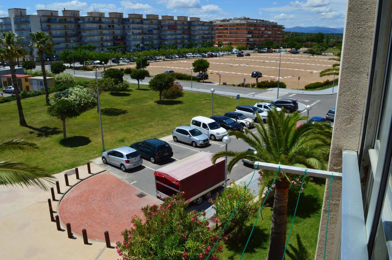 Relax Apartment Ла Пинеда Екстериор снимка