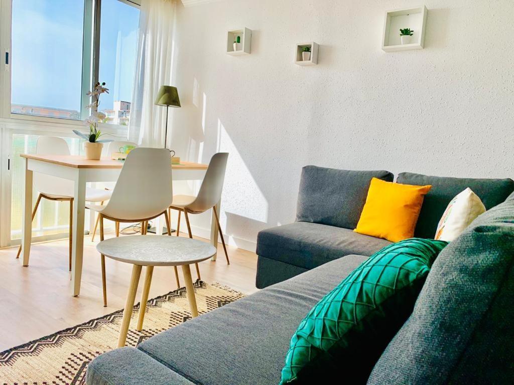 Relax Apartment Ла Пинеда Екстериор снимка